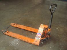 5,500 lb. Capacity Standard Pallet Jack