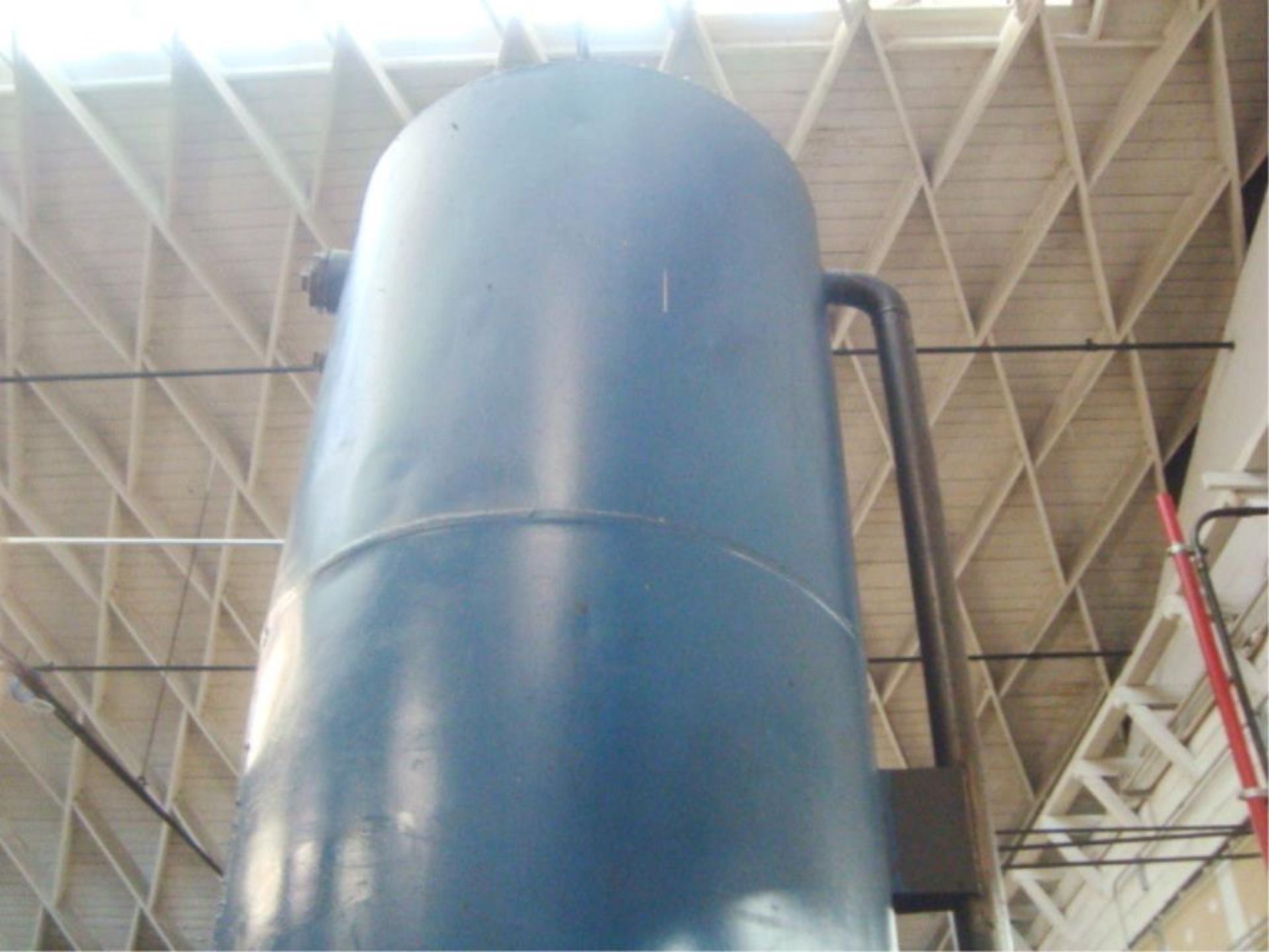 1000 Gallon Cap. Open Top Tank - Image 5 of 10