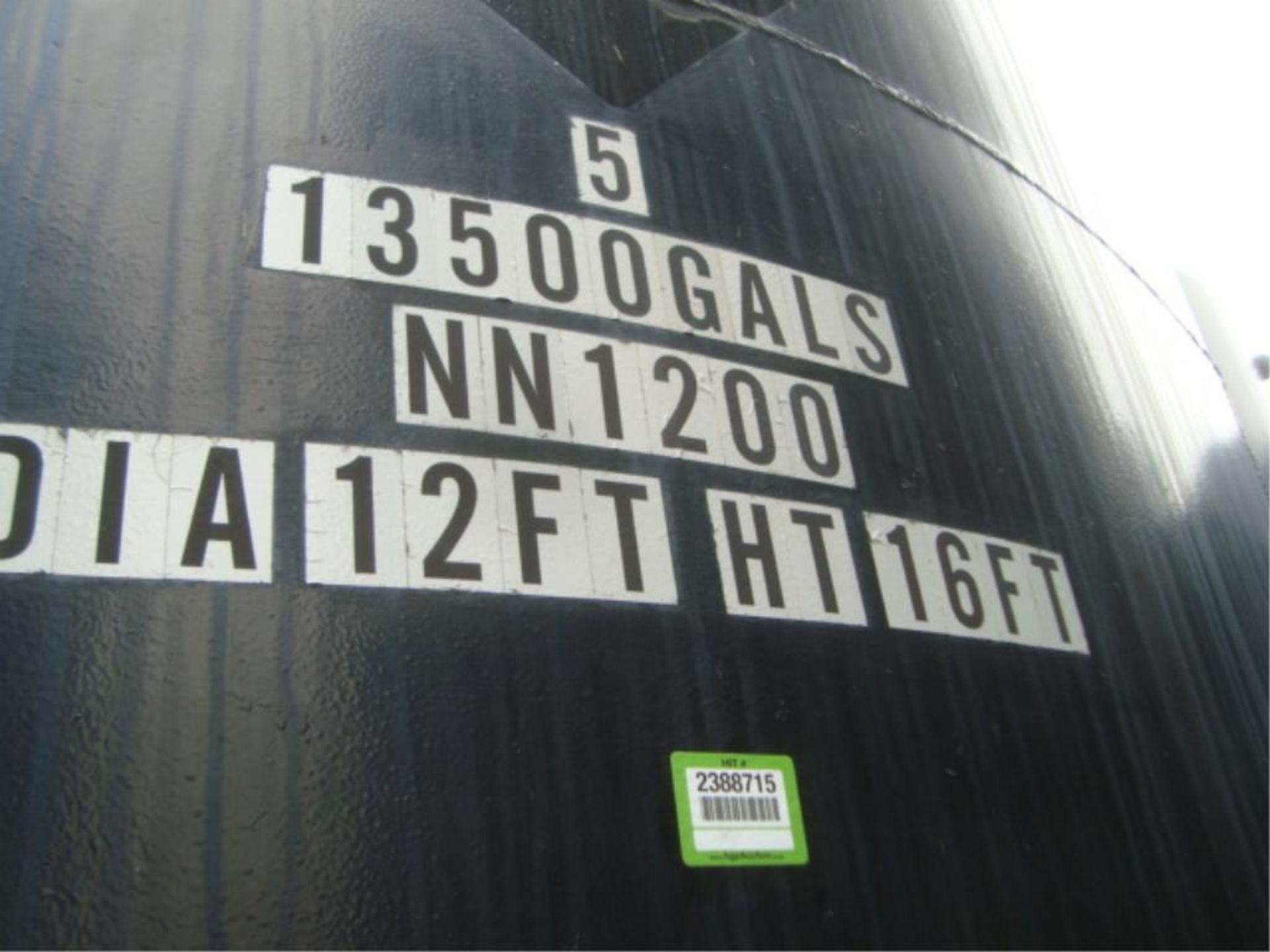 13,500 Gallon Cap. Closed Top Tank - Image 7 of 10