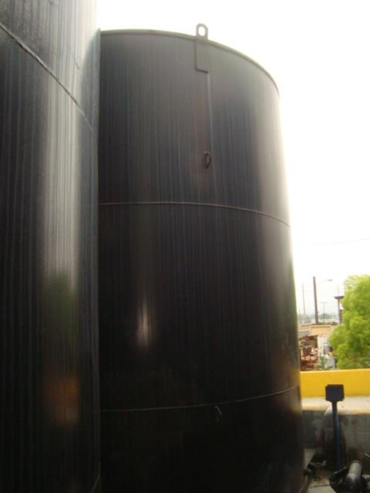 8000 Gallon Cap. Closed Top Tank - Image 7 of 11