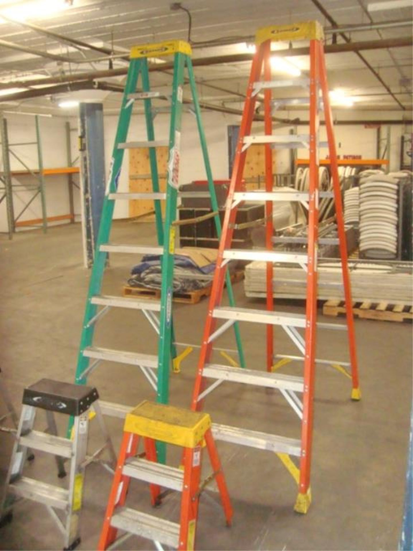 Fiberglass & Aluminum Ladders - Image 2 of 5