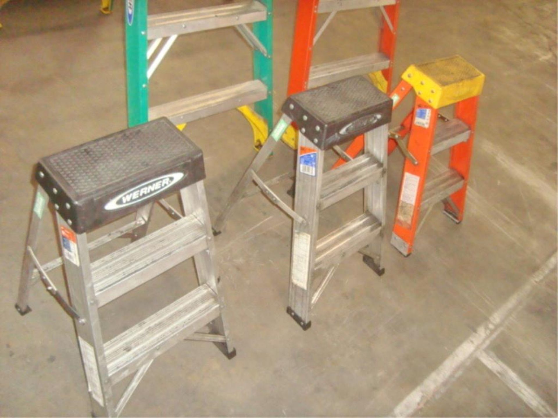 Fiberglass & Aluminum Ladders - Image 5 of 5