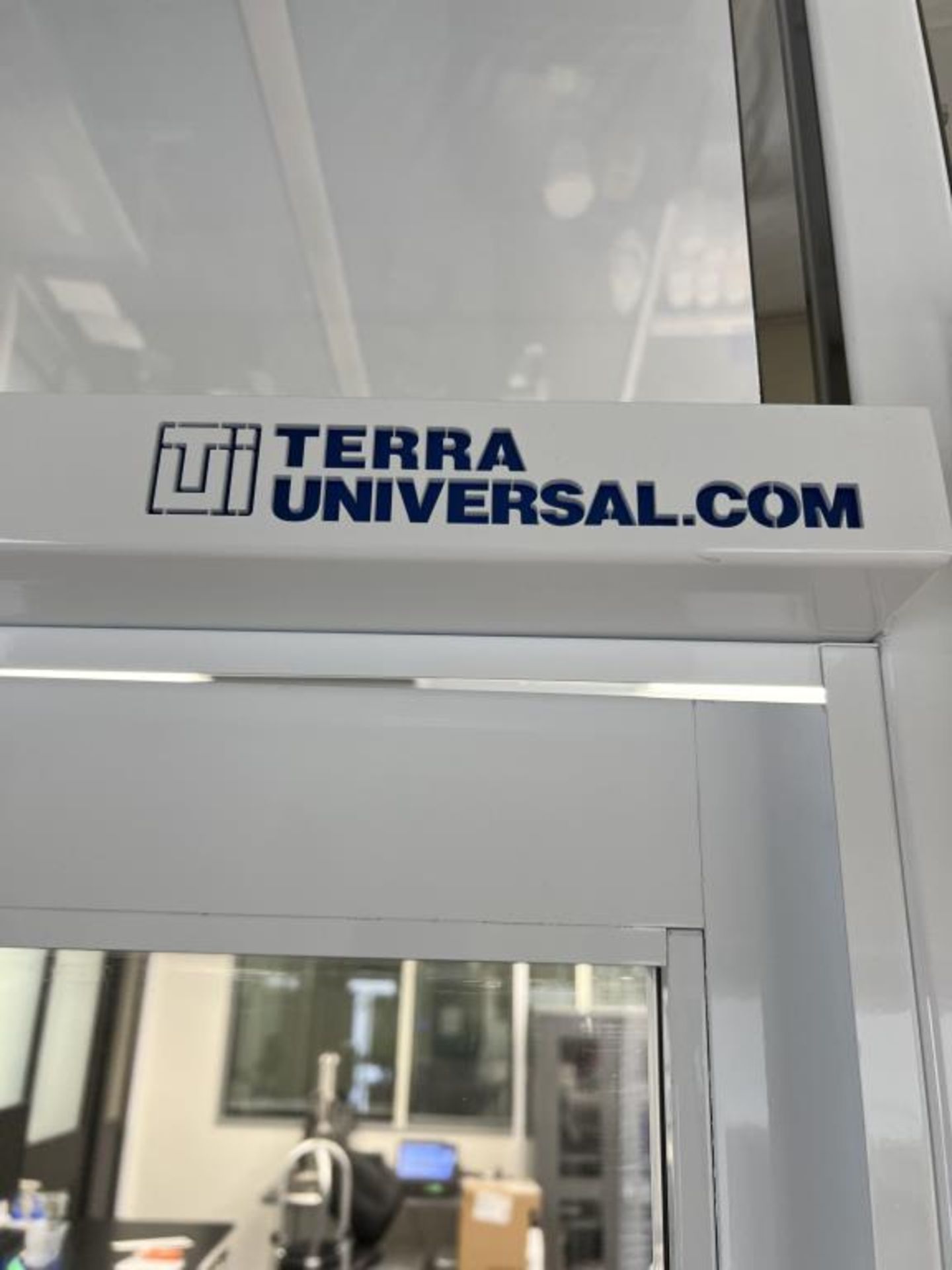 Terra Universal Cleanroom Hardwall, Modular - Image 6 of 12