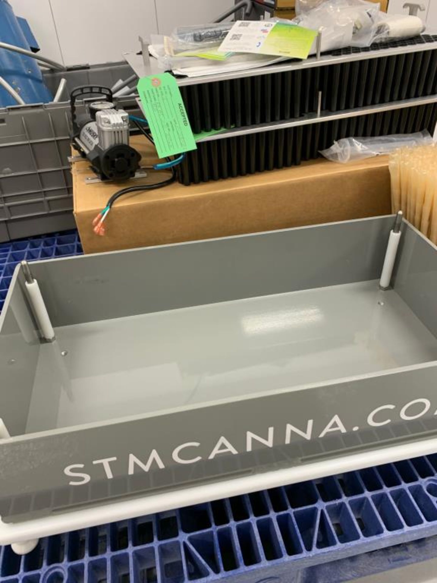 STM Canna Rocketbox - Image 4 of 4