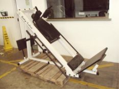 Body-Solid Leg Press Workout Machine