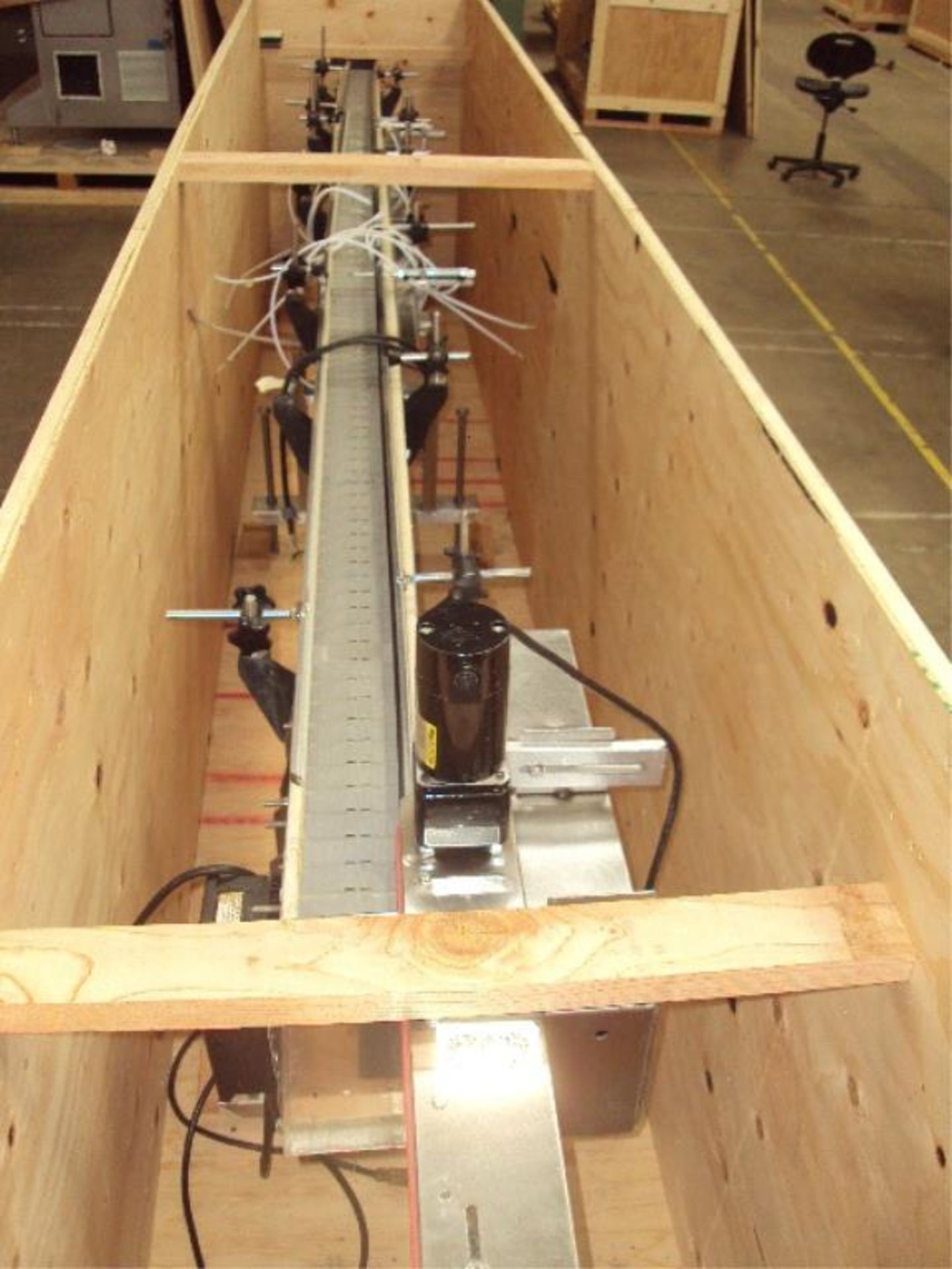 15' ft. x 4.5" in. Powered Flex Link Conveyor - Image 7 of 8