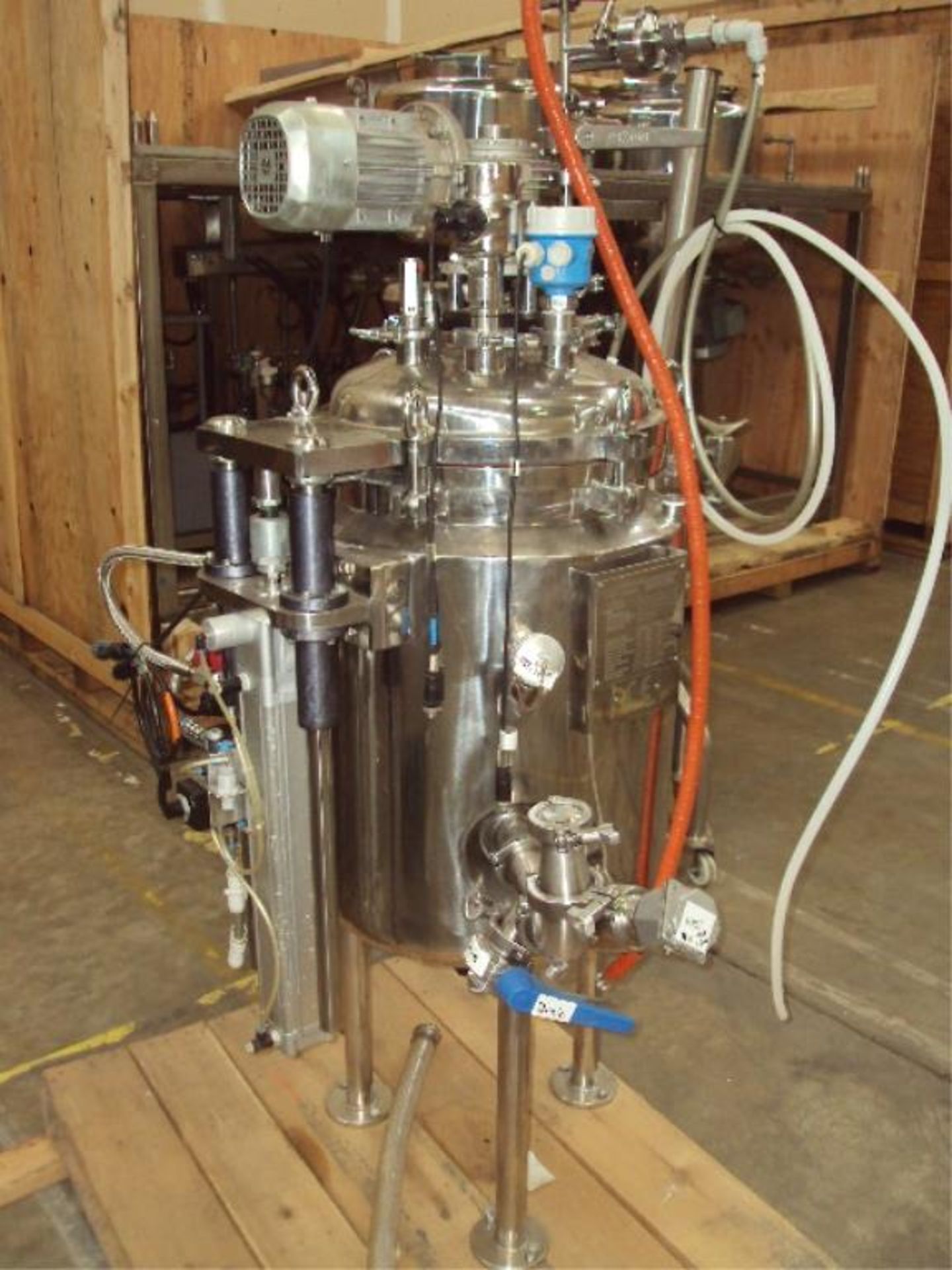 79-Liter Stainless Steel Reactor Tank - Image 10 of 11