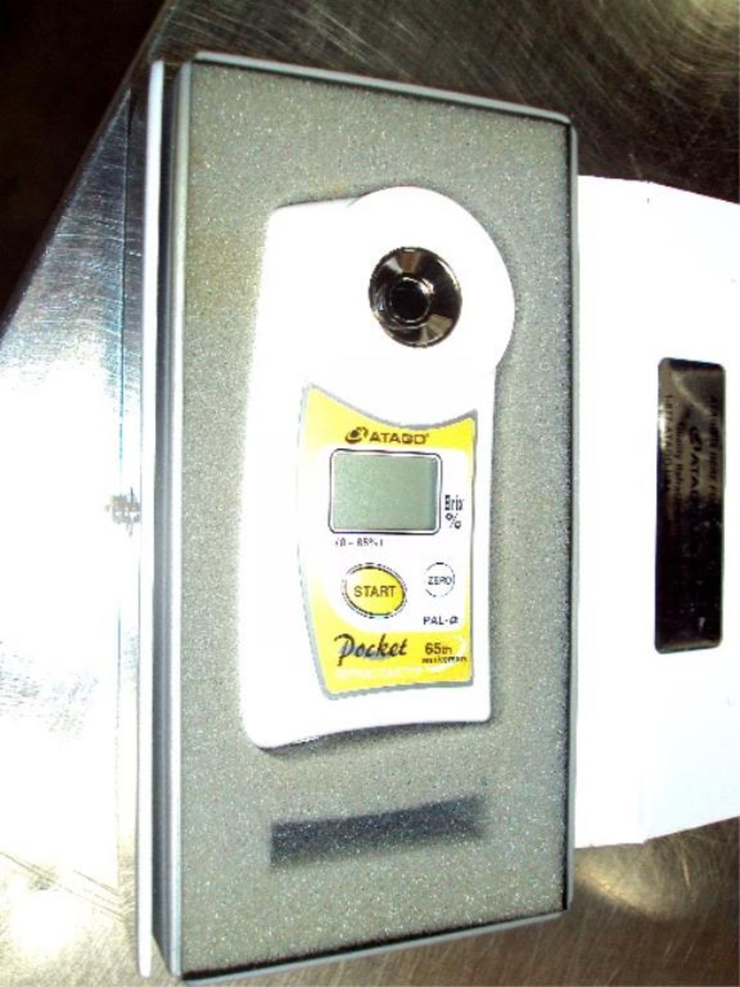 PBI Dansensor Oxygen Analyzer & Pocket Refractometer - Image 5 of 7