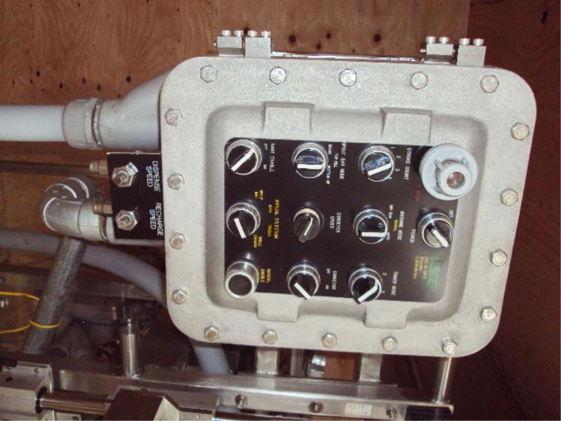 6-Cylinder Piston Filling System - Image 7 of 14