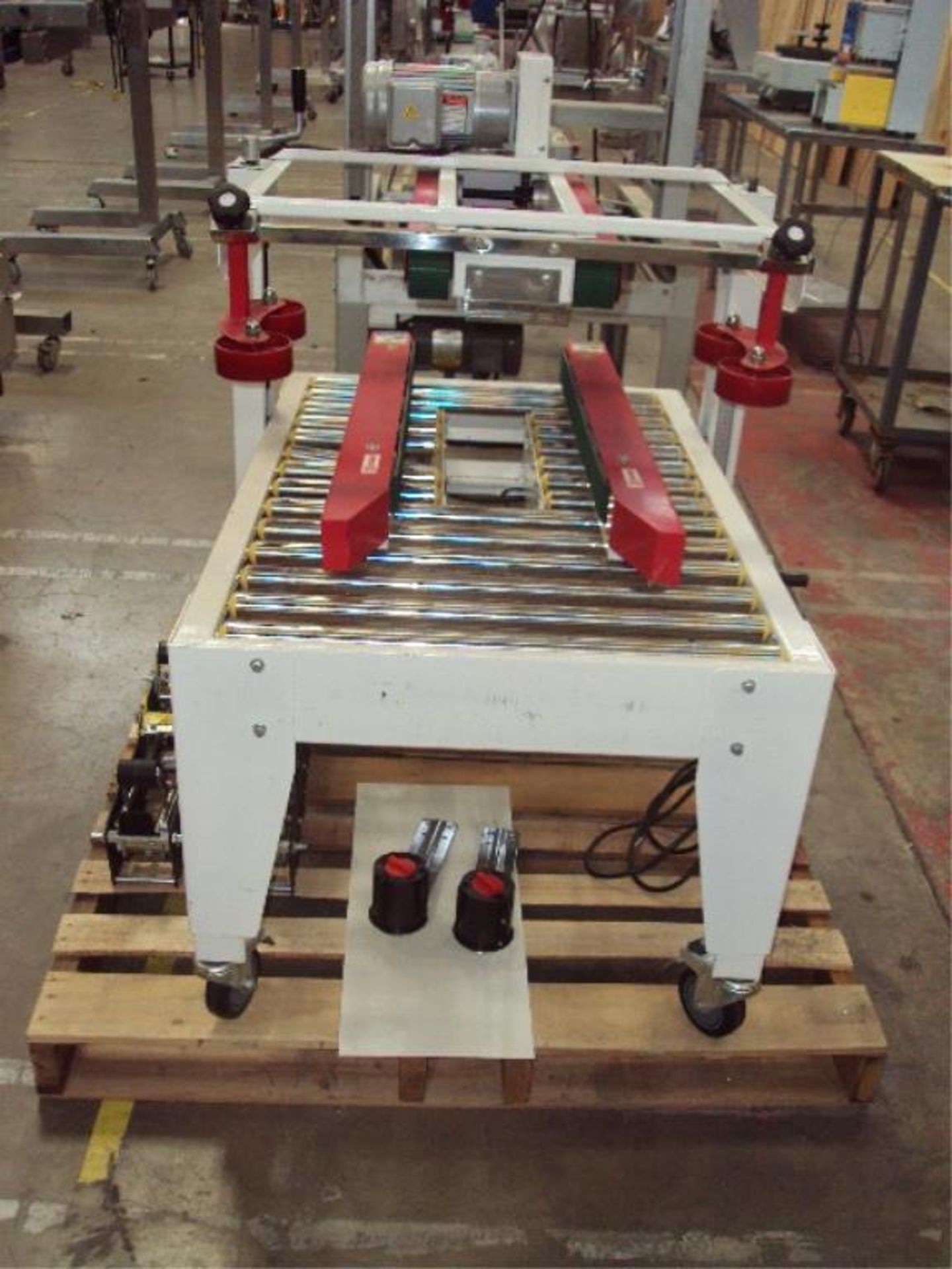 Mobile Carton Sealer Machine - Image 4 of 9