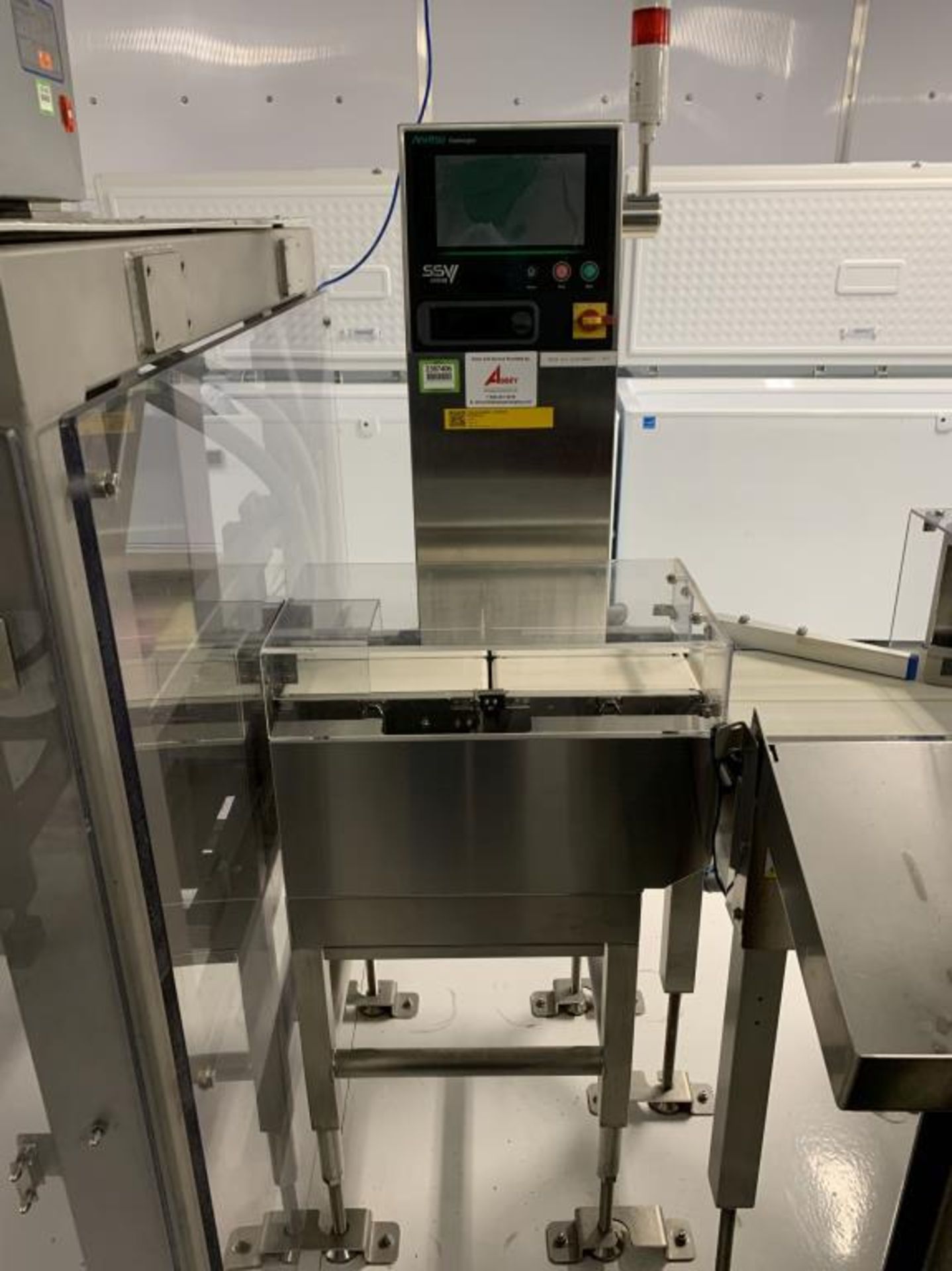 Anritsu Checkweigher, Outfeed