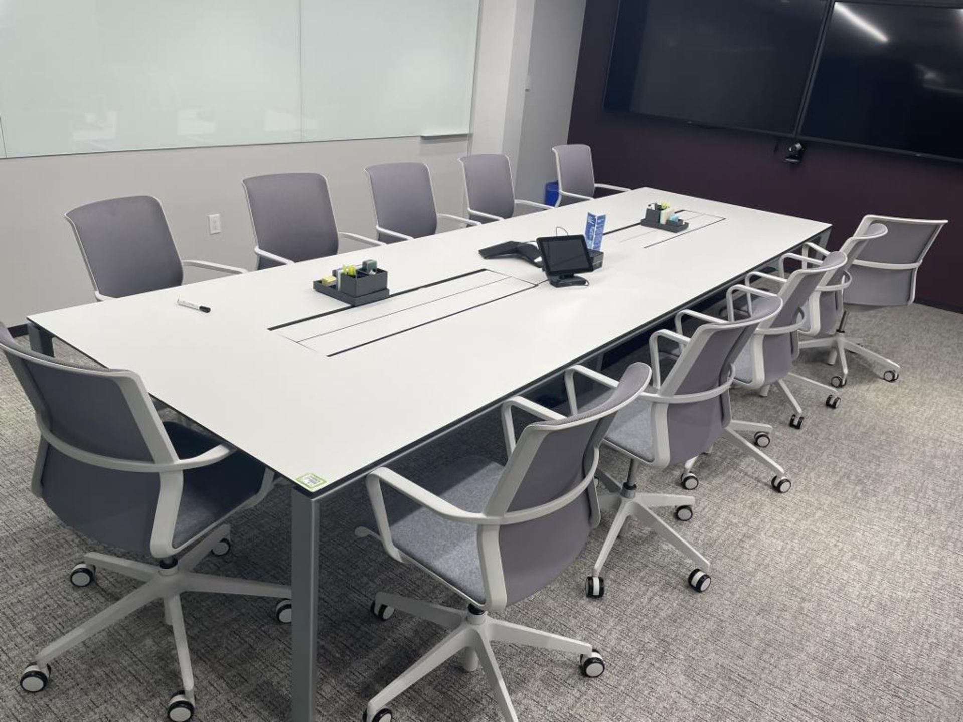 Conference Room Desk & Chairs - Image 2 of 9