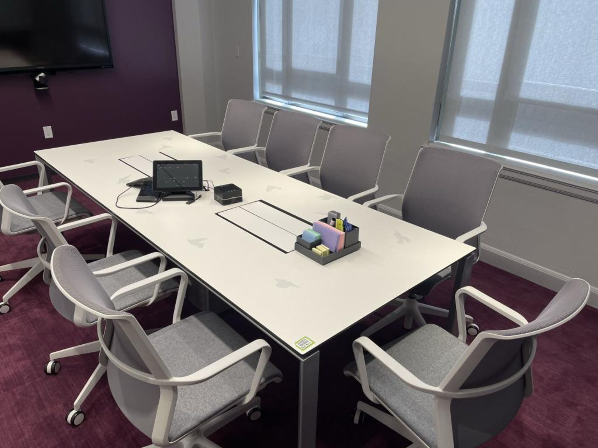 Conference Room Desk & Chairs - Image 2 of 7