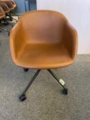 Muuto Fiber Swivel Chair, Casters, Leather