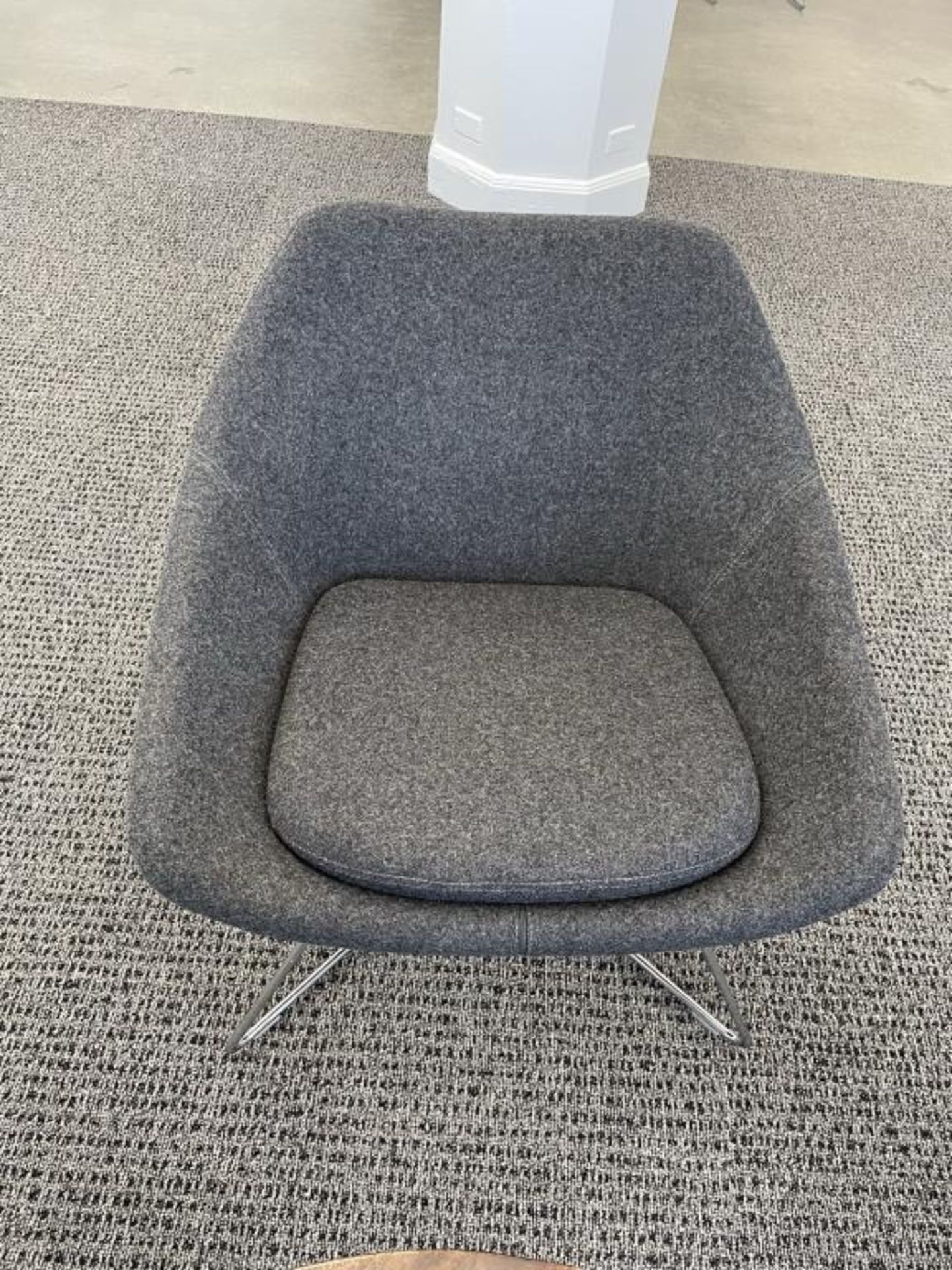 (4qty) Allermuir A642 Open Lounge Chair - Image 5 of 8