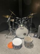 Pearl Roadshow Complete Drum Set