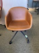 Muuto Fiber Swivel Chair, Casters, Leather