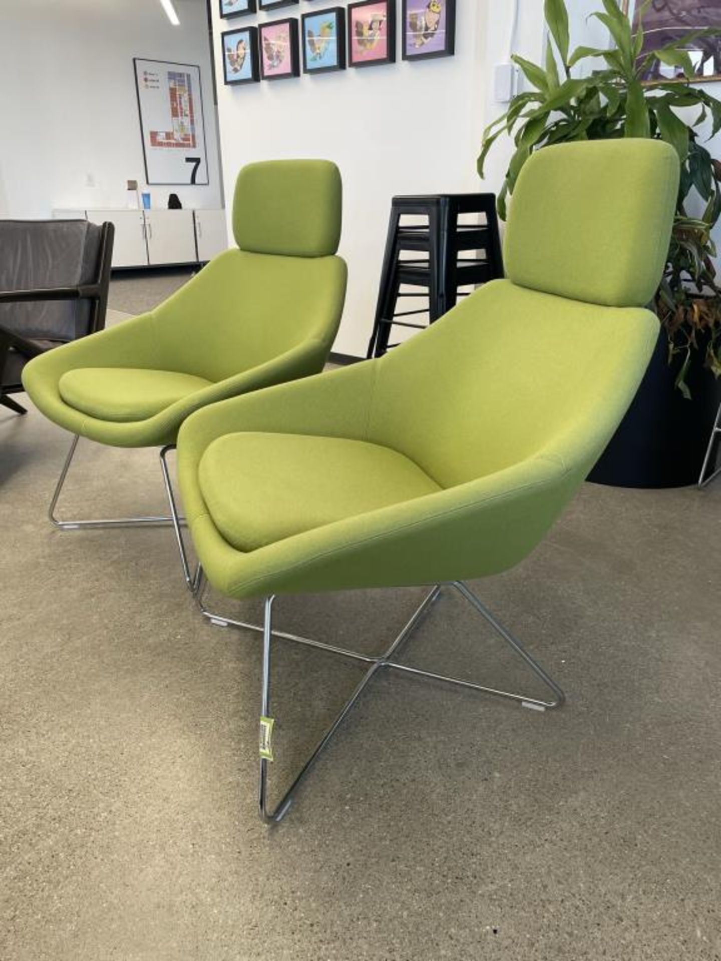 (2qty) Allermuir A643 Open Lounge Chair (Lime - Image 2 of 5