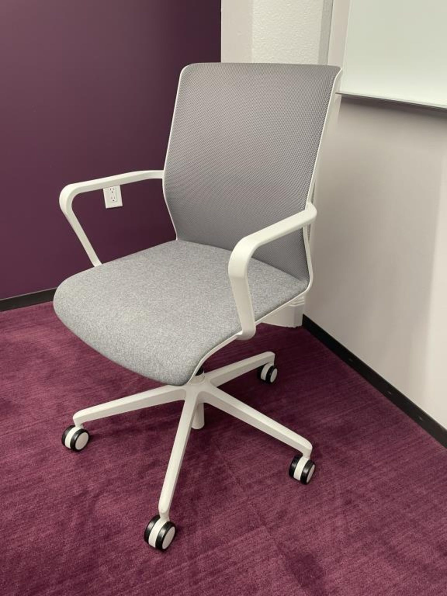 Conference Room Desk & Chairs - Image 6 of 7