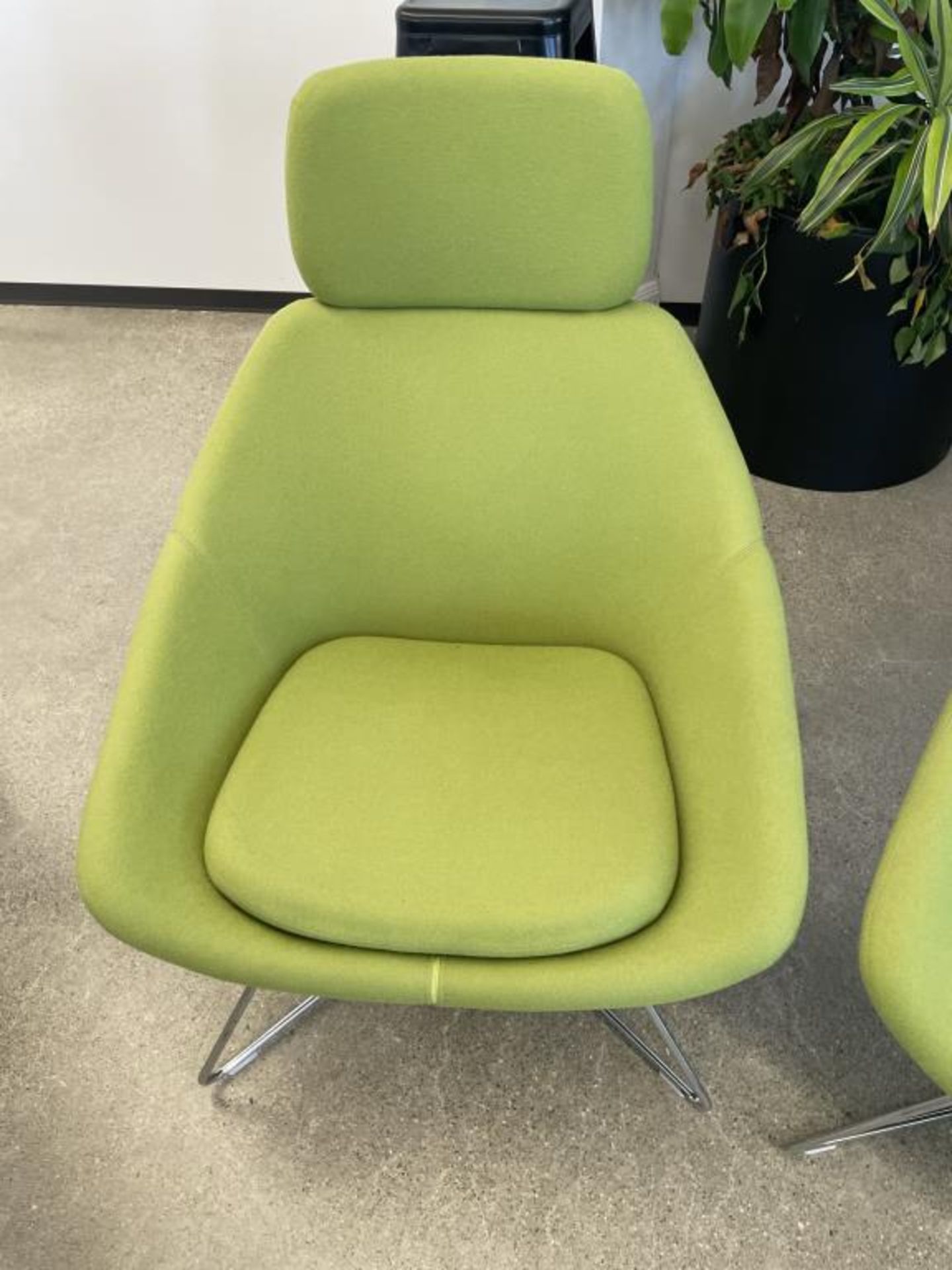(2qty) Allermuir A643 Open Lounge Chair (Lime - Image 3 of 5