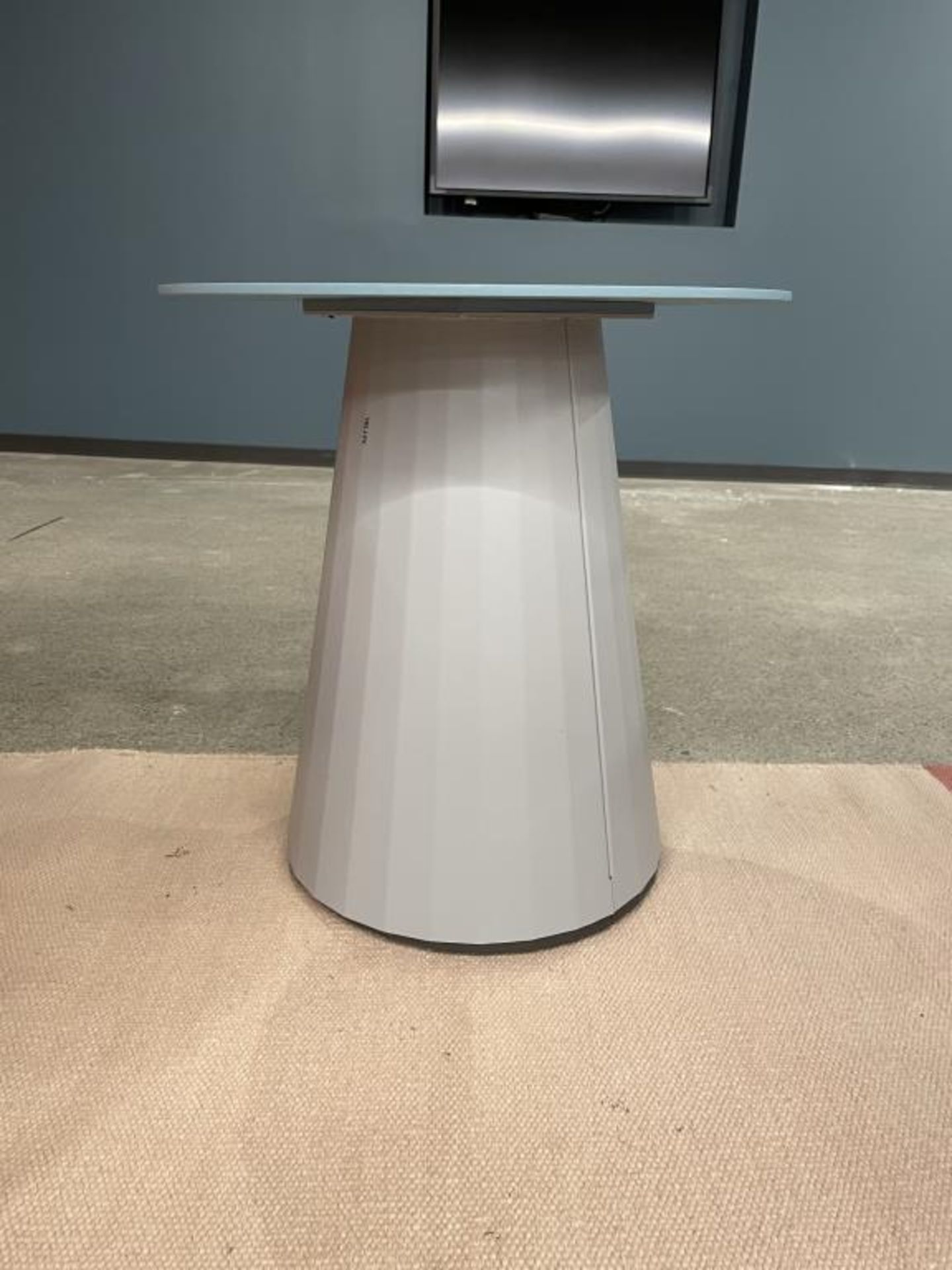 Kettal Cala Outdoor Side Table In Aluminum - Image 2 of 3