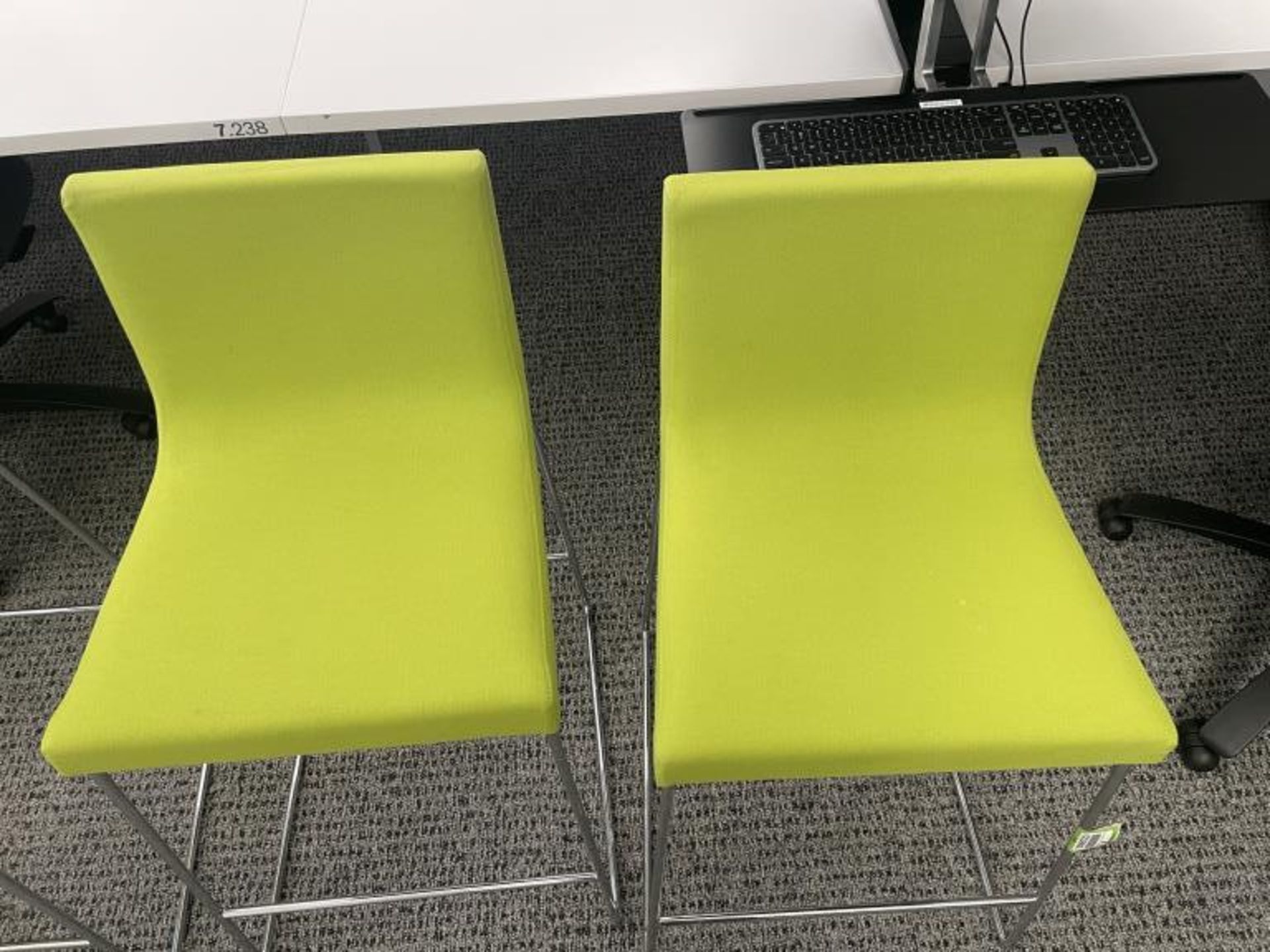 (4qty) Andreu World Lineal Comfort Stools, Lime - Image 3 of 6