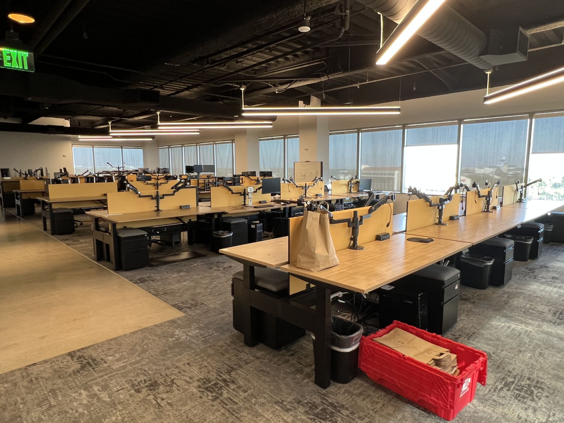 AMQ Open Plan Bench Workstations