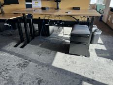 AMQ Height Adjustable Workstation