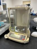 AND GR-202 Analytical Balance