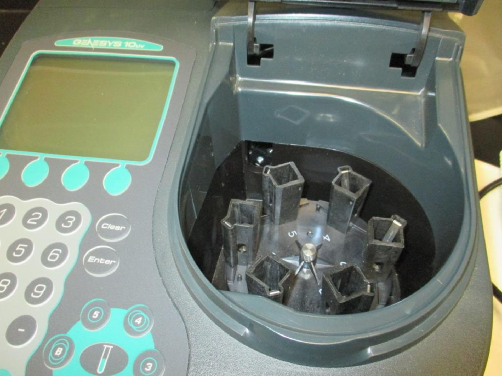 Thermo Electron Spectrophotometer - Image 2 of 2