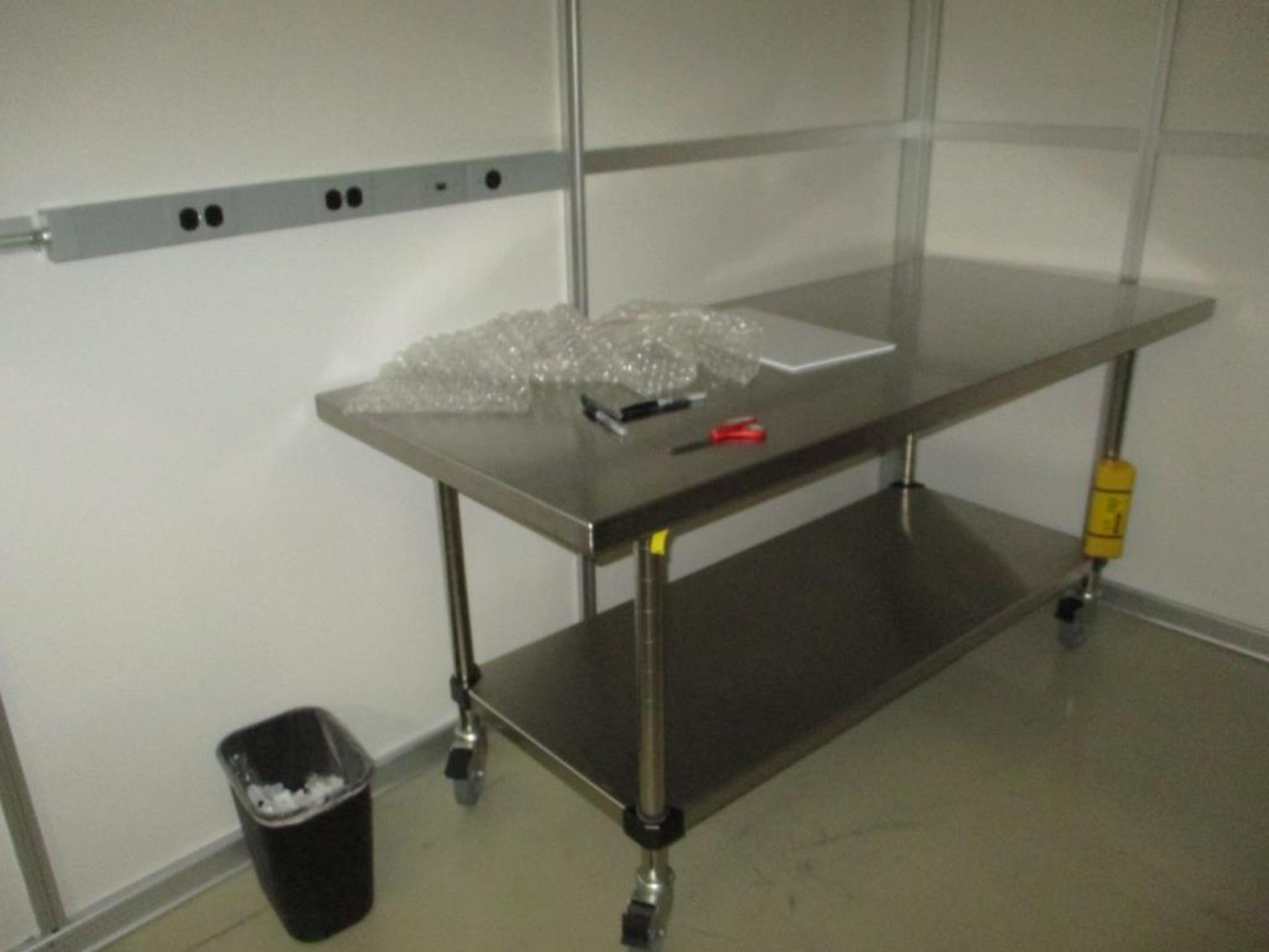 Cleanroom Enclosure - Image 9 of 15