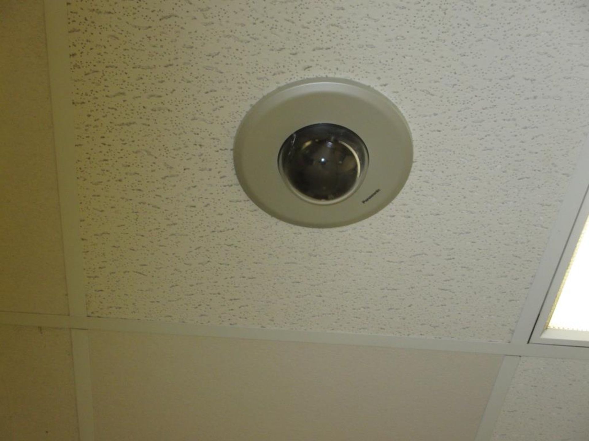 Ceiling Fixtures - Image 19 of 27