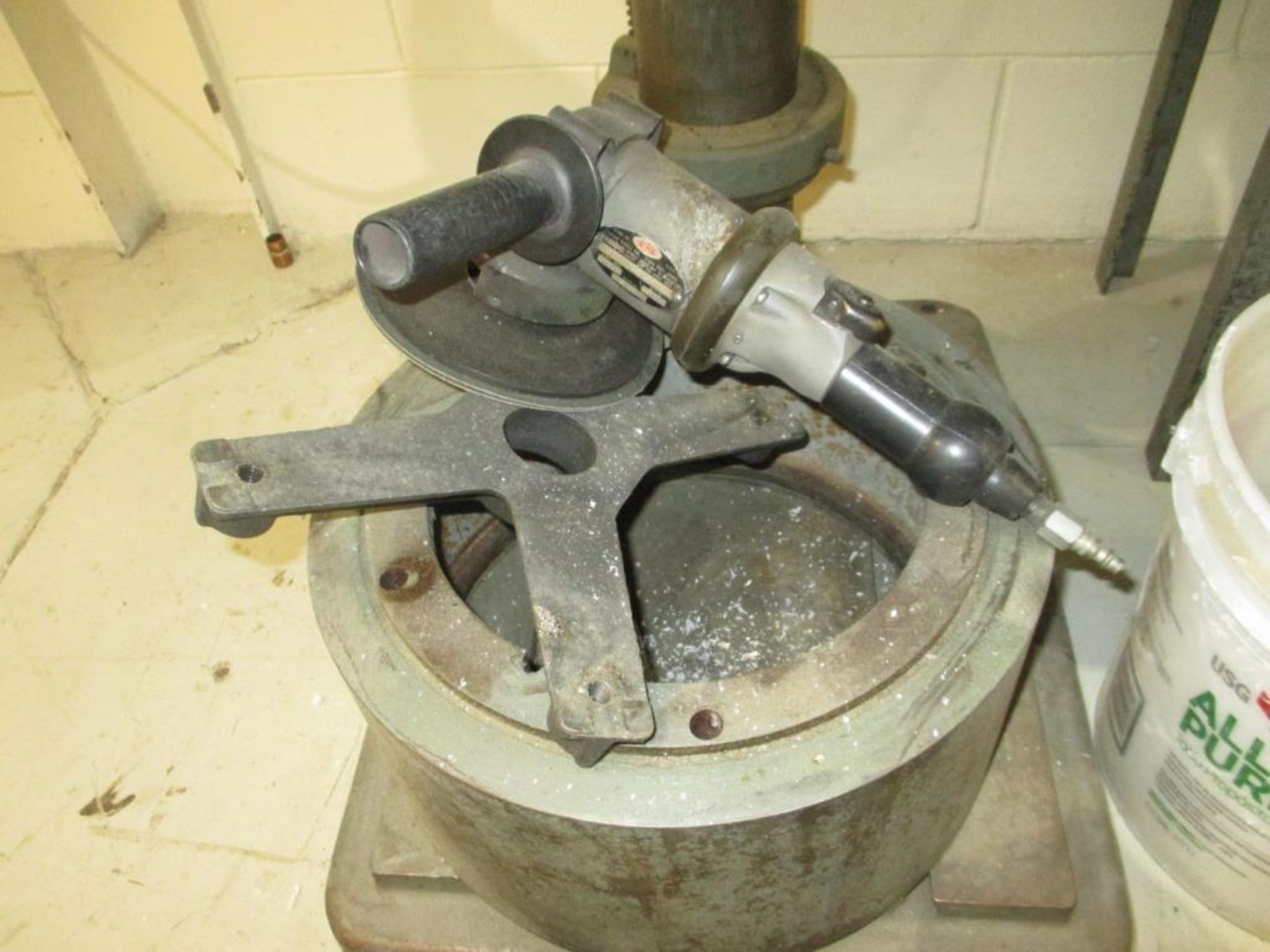 Clausing Drill Press - Image 7 of 11