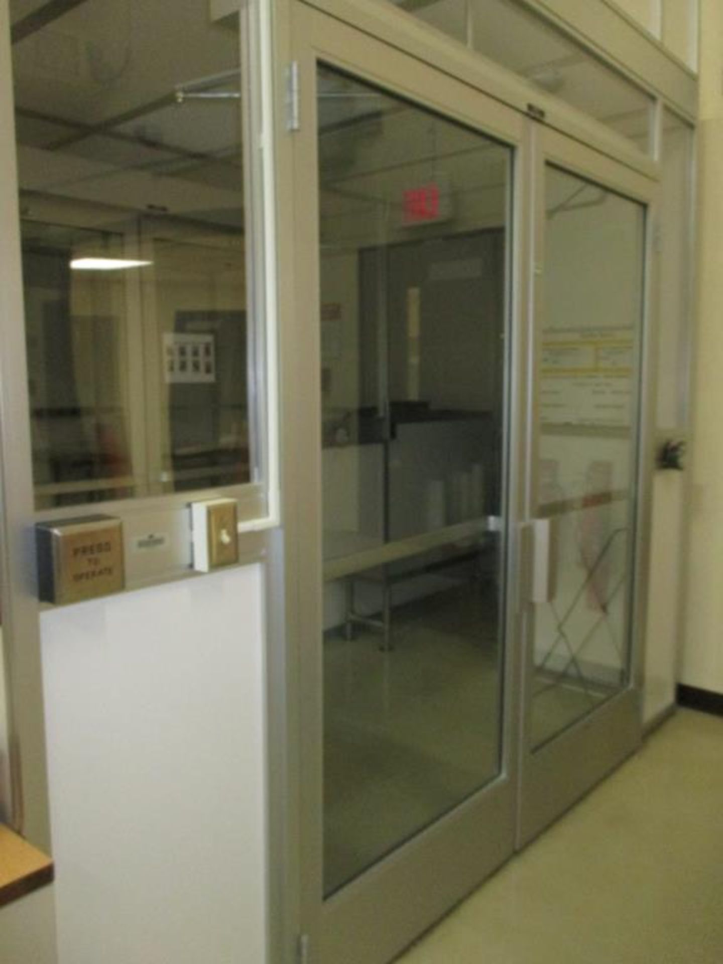 Cleanroom Enclosure - Image 2 of 15