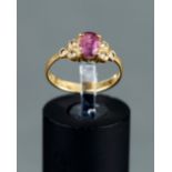 RUBY AND 18K YELLOW GOLD RING