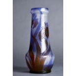 ART NOUVEAU 'GALLÉ' VASE IN BLUE AND BROWN CAMEO GLASS WITH IRIS DECORATION, CIRCA 1900