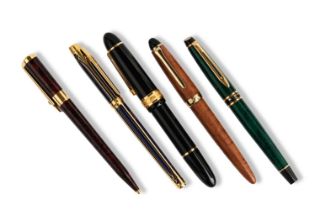PACK OF 5 BALLPOINT AND FOUNTAIN PENS :