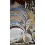 28Pc Swinnerton's Dinner & Teaware 'Majestic Vellum'