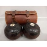 2 Bowling Woods In Leather Case