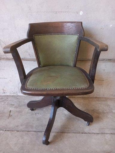 'W H Barrell Limited' Oak & Green Leather Captain's Chair - Image 3 of 9