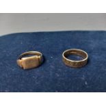 9CT Gold Wedding Band & 9CT Gold Signet Ring