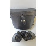 Pair Binoculars In Leather Case - Miranda 8 x40 Wide Angle
