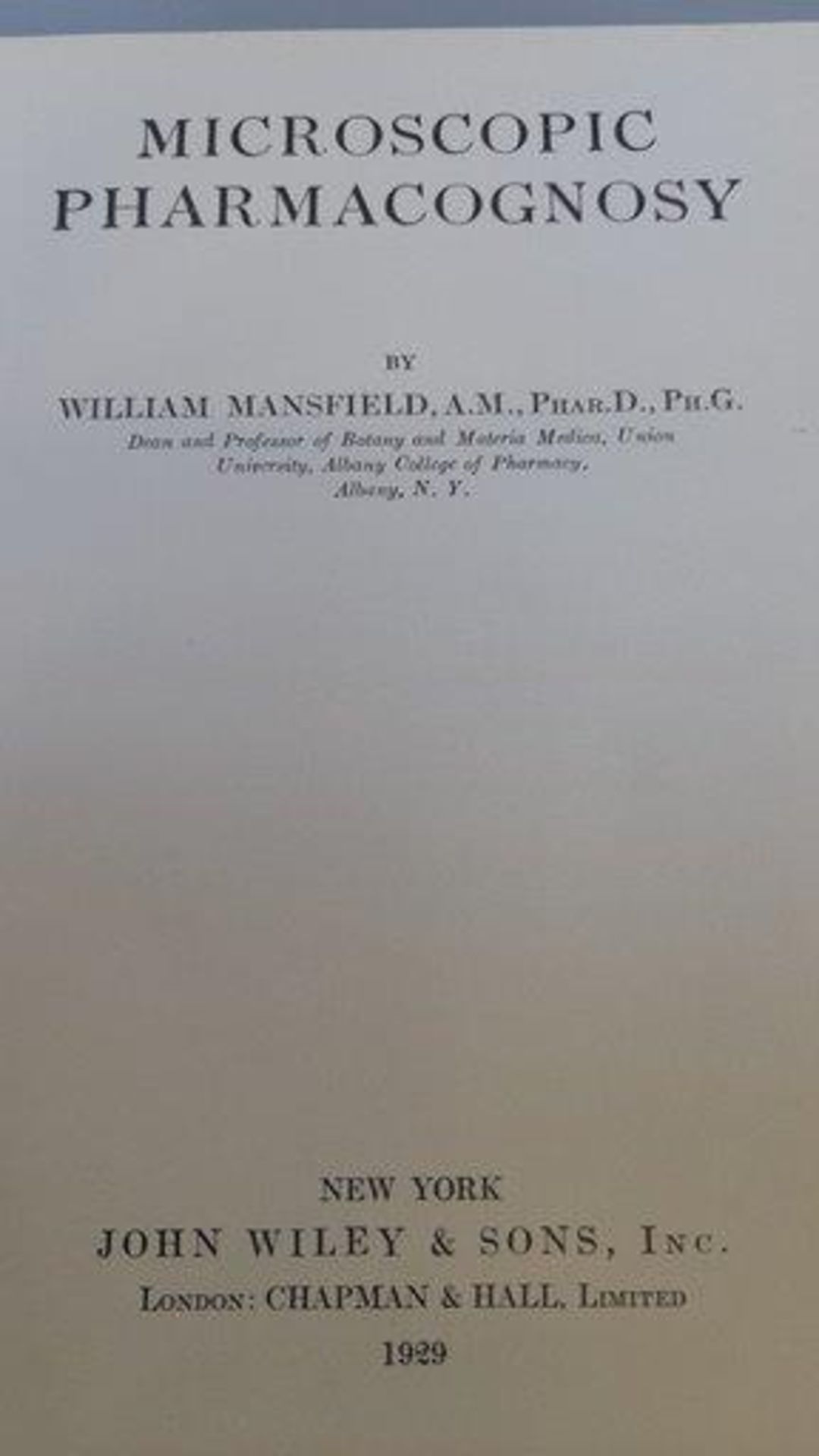 5 Volumes - Mary E Bolton - Aids To Forensic Pharmacy 1949 (Fourth Edition), Trevor Illtyd Williams  - Image 8 of 9