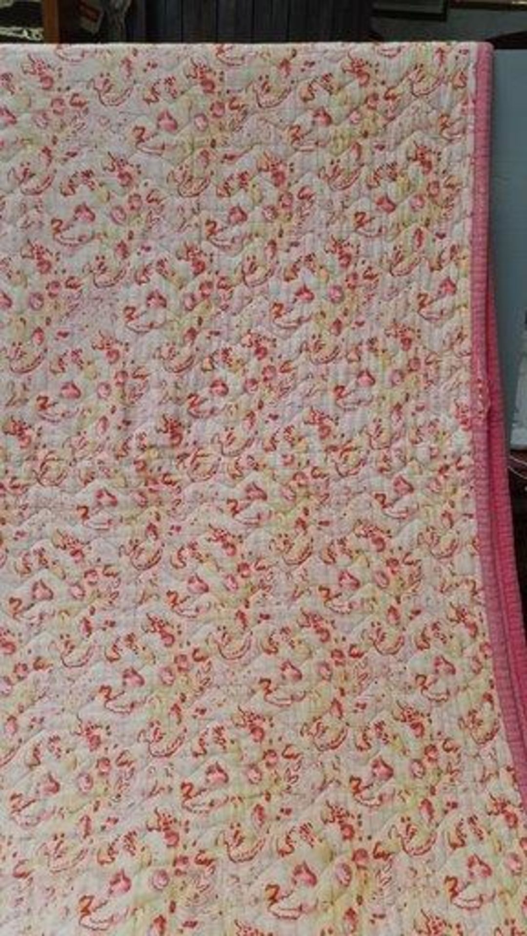 Pink Pattern Quilt L200cm x W146cm (A/F)
