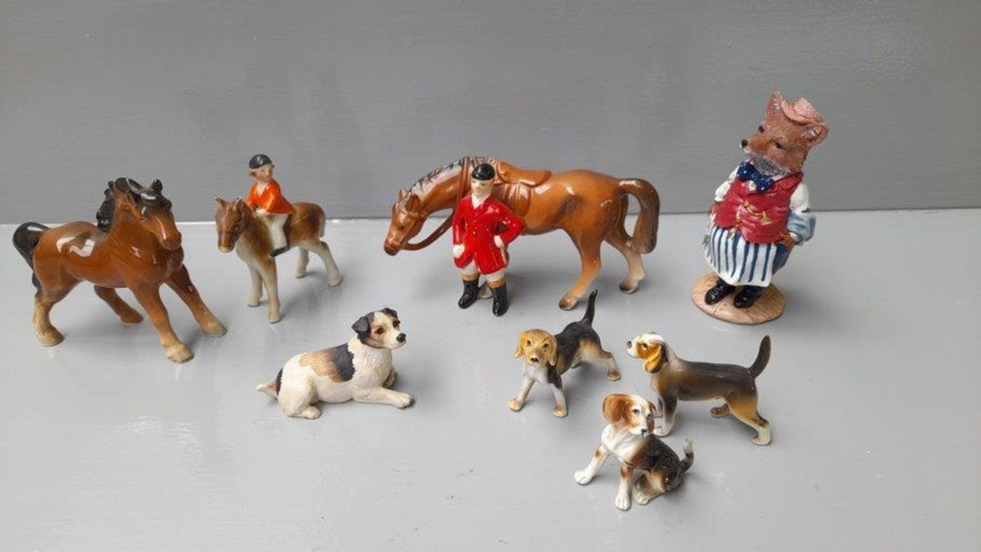 Box Including Horse And Hound Figurines Etc