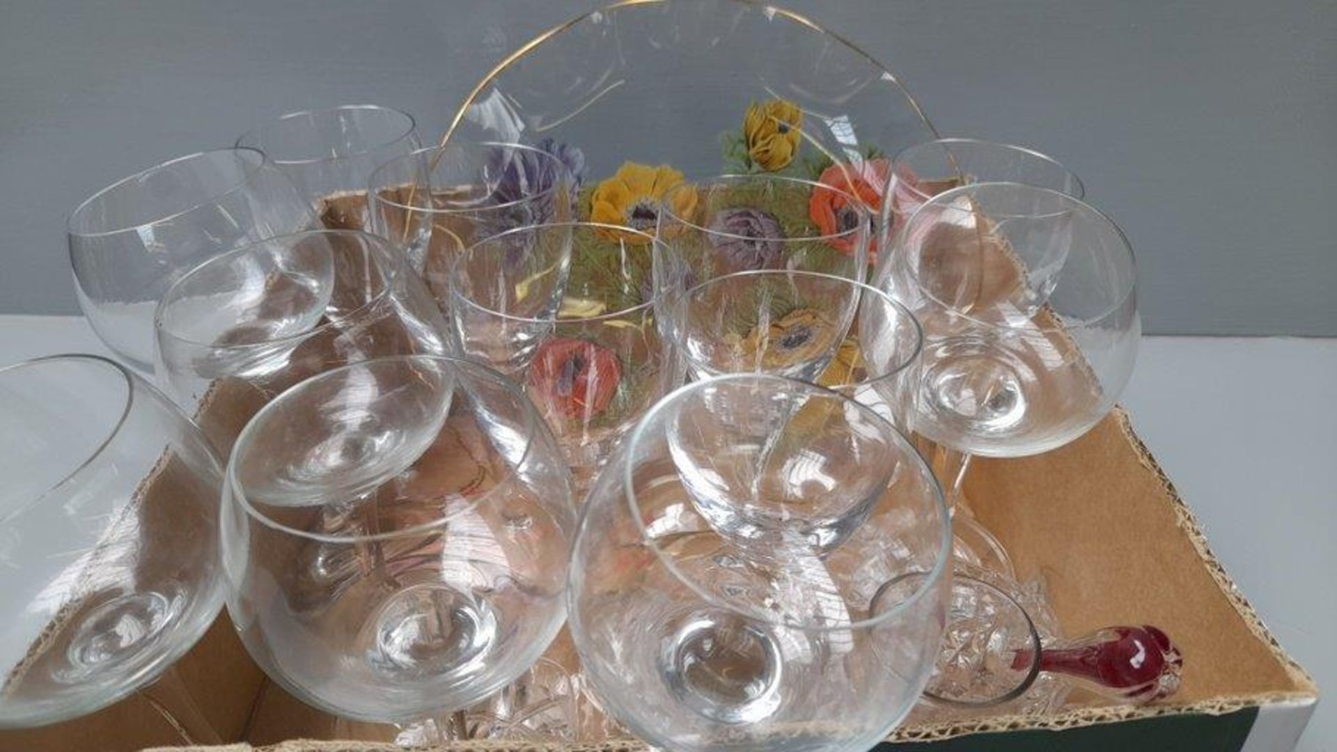 6 Boxed Coronet Hand Cut Wine Glasses, Assorted Wine Glasses Etc - Image 2 of 2