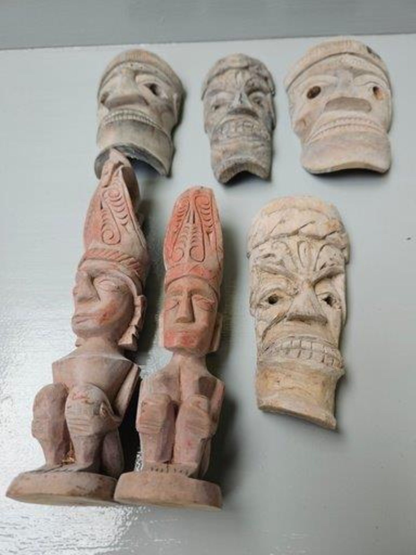 10 Carved Face Masks & Figures - Image 2 of 2