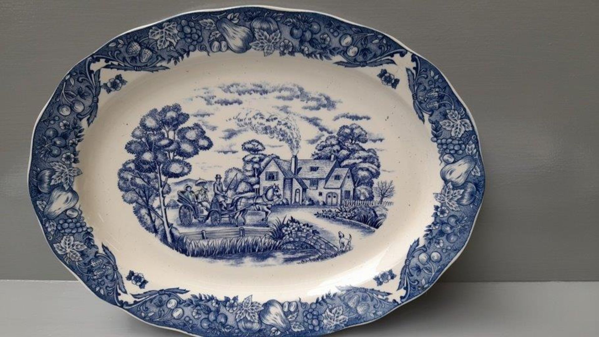 Blue & White Meat Plate, Dish & Tureen (A/F) - Image 3 of 3