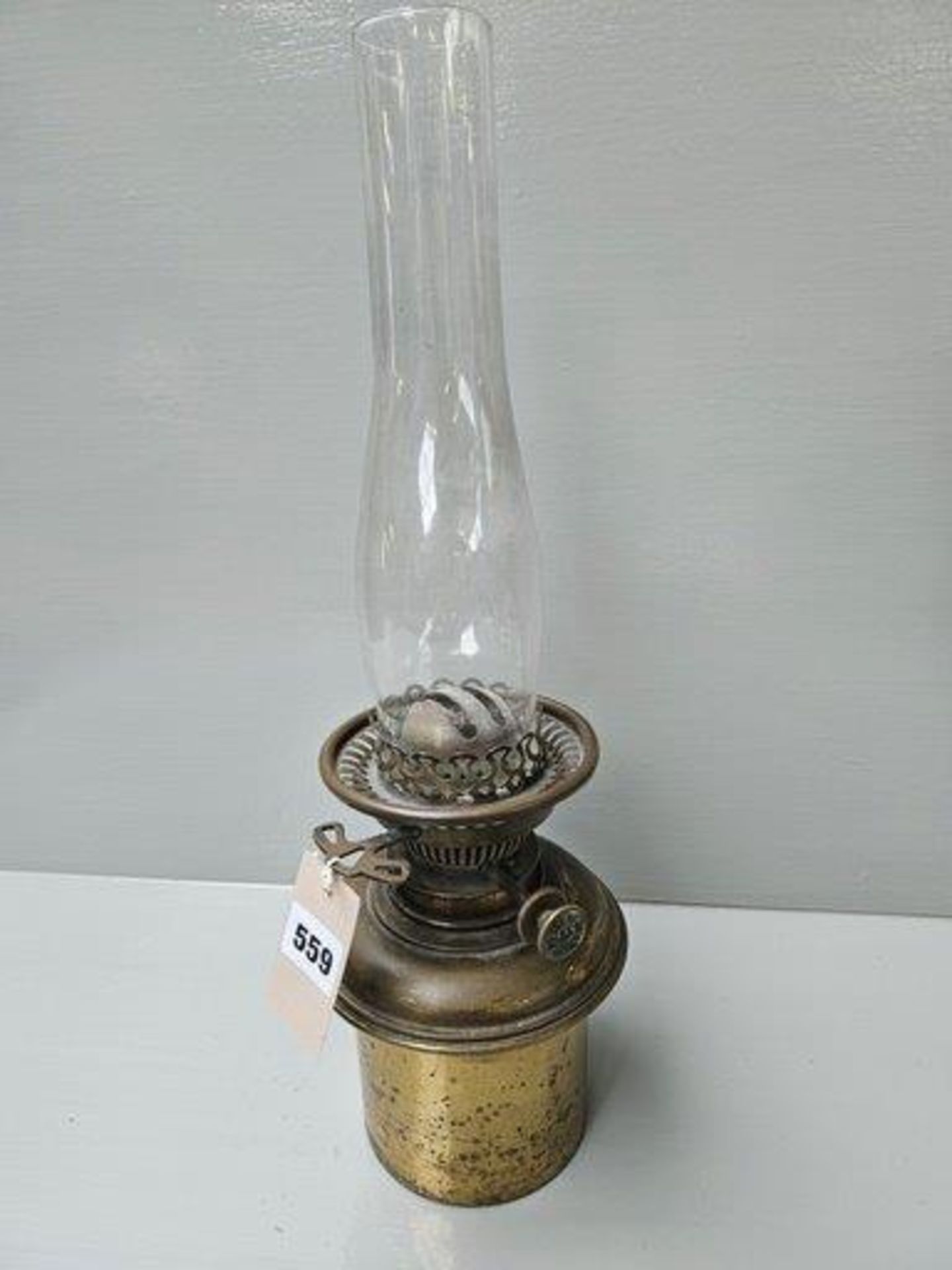 Victorian Brass Oil Vessel Lamp - Hinks Lever No 2 (H45cm)