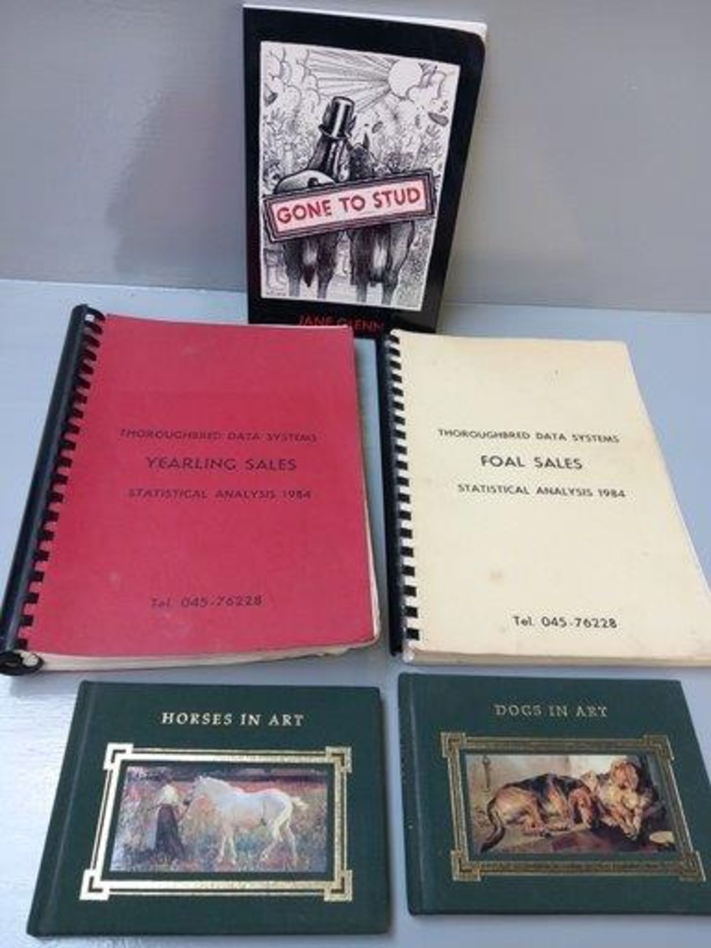 32 Volumes - Thoroughbred Data Systems Foal Sales & Yearling Sales 1984, Dogs In Art, Horses In Art,